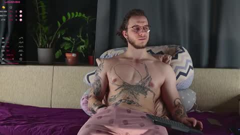 Adam online show from September 15, 2025, 2:50 pm