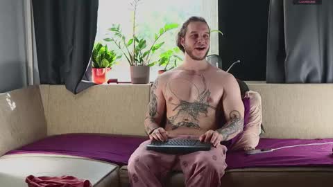 Adam online show from September 27, 2025, 1:38 pm