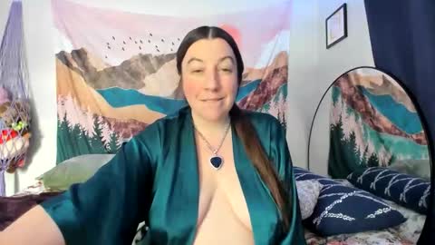 saggiemaggie online show from February 14, 2026, 5:32 pm