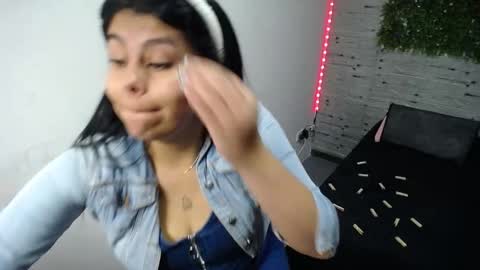 sago_dupont online show from October 13, 2025, 5:46 pm