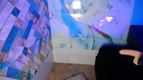 sago_dupont online show from October 22, 2025, 4:07 pm