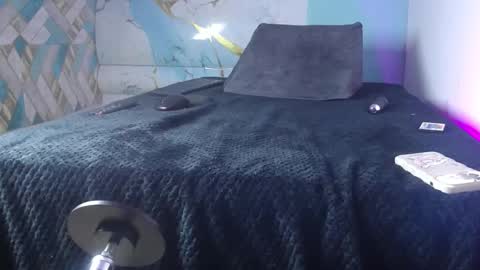 sago_dupont online show from October 31, 2025, 8:15 am