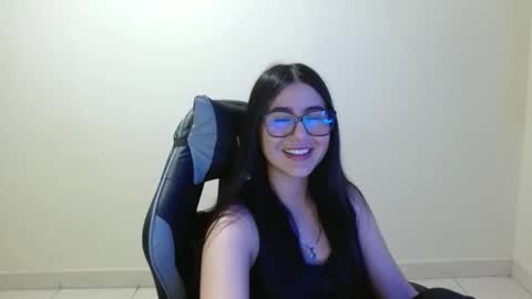 Sahaliefox  online show from January 10, 2026, 8:10 pm