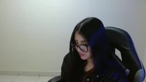 Snapshot of sahaliefox_ chatting on May 11, 2026, 9:45 pm Sahaliefox online show from May 11, 2026, 9:45 pm