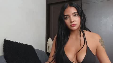 Sahara y Thiago online show from February 27, 2025, 5:58 pm