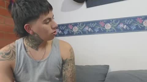 Sahara y Thiago online show from April 19, 2026, 11:31 am