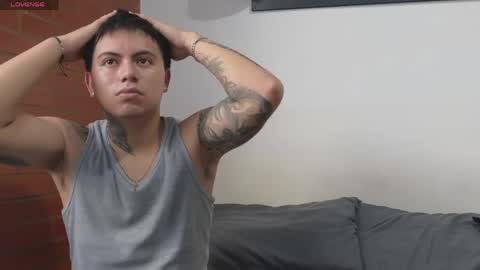 Snapshot of sahara_n_thiago chatting on May 23, 2026, 11:58 am Sahara y Thiago online show from May 23, 2026, 11:58 am