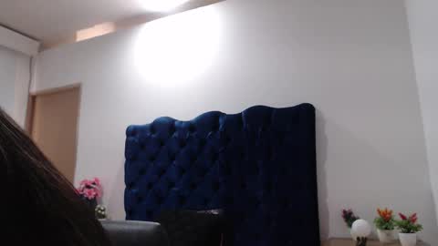 Sahori online show from October 24, 2025, 2:24 pm