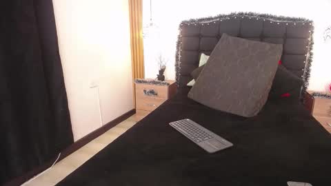 sara online show from December 22, 2025, 7:33 pm