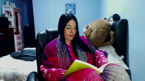 Karina online show from April 21, 2026, 2:51 am