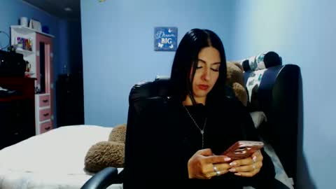 Snapshot of sahotlove1 chatting on April 28, 2026, 2:27 am Karina online show from April 28, 2026, 2:27 am