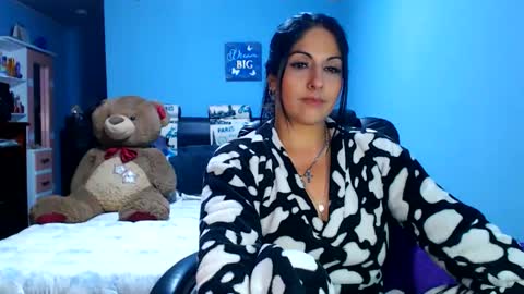 Snapshot of sahotlove1 chatting on May 28, 2026, 4:32 am Karina online show from May 28, 2026, 4:32 am