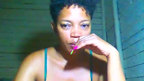 saida472627 online show from March 3, 2025, 9:05 pm