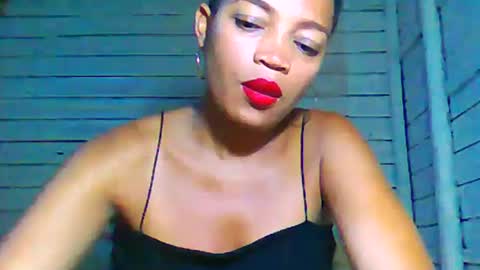 saida472627 online show from March 4, 2025, 6:18 pm