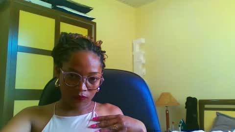 saida472627 online show from December 5, 2025, 12:03 pm