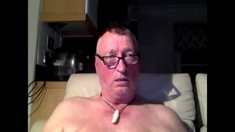 Snapshot of sail_naked chatting on October 4, 2025, 7:01 pm sail_naked online show from October 4, 2025, 7:01 pm