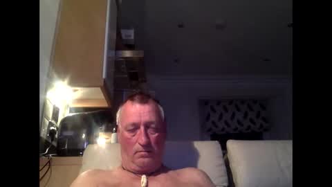sail_naked online show from March 22, 2026, 7:17 pm