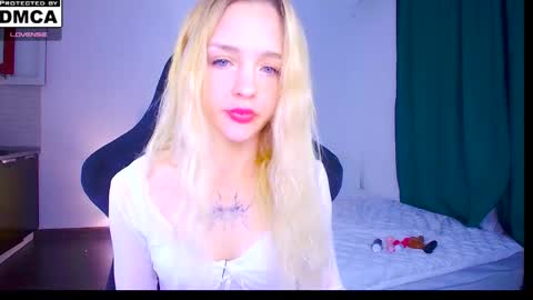 Sofia online show from June 8, 2026, 1:39 am