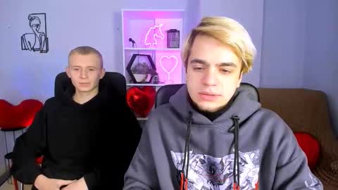 saimon_best online show from November 16, 2025, 6:41 am