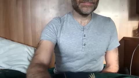 saint009 online show from January 6, 2025, 12:13 pm