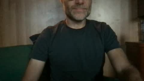 Snapshot of saint009 chatting on May 30, 2026, 7:55 pm saint009 online show from May 30, 2026, 7:55 pm