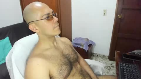 saintedy01 online show from April 25, 2026, 4:37 pm