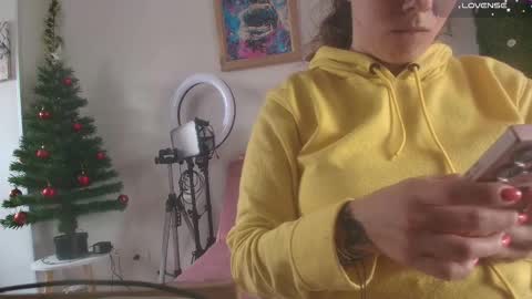 sairy_ online show from November 14, 2025, 5:00 pm