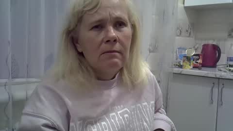 sakura_blonde online show from December 16, 2024, 11:18 pm