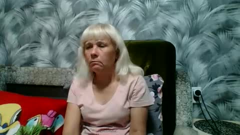 sakura_blonde online show from October 8, 2025, 7:28 am