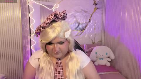 Snapshot of sakura_tay1 chatting on April 9, 2026, 6:19 am sakura online show from April 9, 2026, 6:19 am