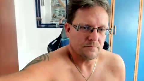salichris online show from July 23, 2026, 3:54 pm