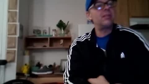 salis1981 online show from February 11, 2026, 6:35 pm