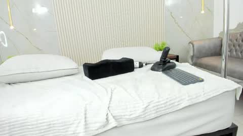 sally rosses online show from December 13, 2025, 7:53 pm