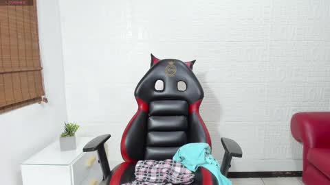 Salomee diazz online show from March 5, 2025, 2:14 am