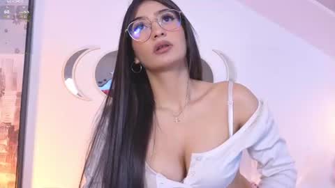 Snapshot of salomee_mon chatting on June 13, 2026, 2:59 pm Salo online show from June 13, 2026, 2:59 pm