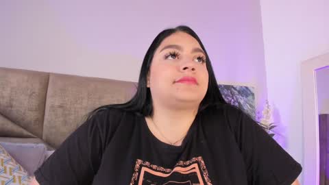 Snapshot of salomesimos1 chatting on January 21, 2025, 5:20 pm Salome online show from January 21, 2025, 5:20 pm