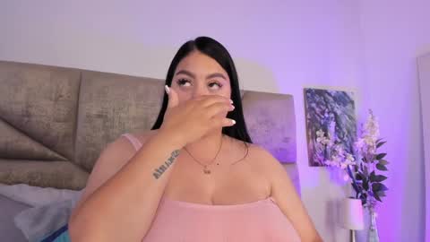 Snapshot of salomesimos1 chatting on January 23, 2025, 11:47 pm Salome online show from January 23, 2025, 11:47 pm