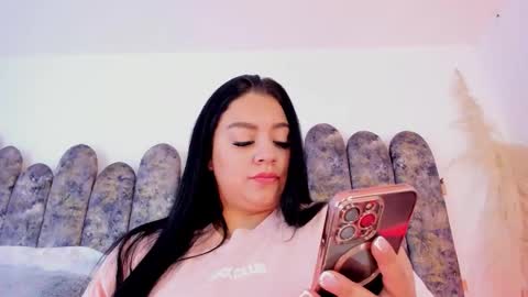 Snapshot of salomesimos1 chatting on November 3, 2025, 11:04 pm Salome online show from November 3, 2025, 11:04 pm