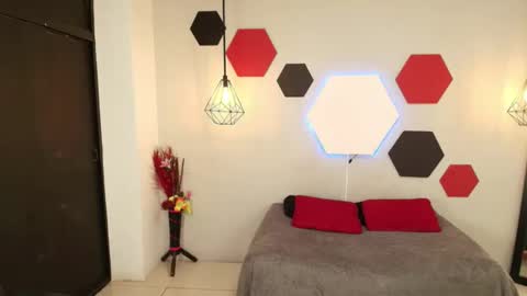 martina online show from March 9, 2025, 7:45 am