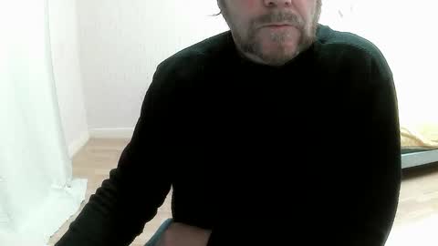 Saltimbanquier  Salt  ou  Banquier  online show from September 17, 2025, 6:59 am