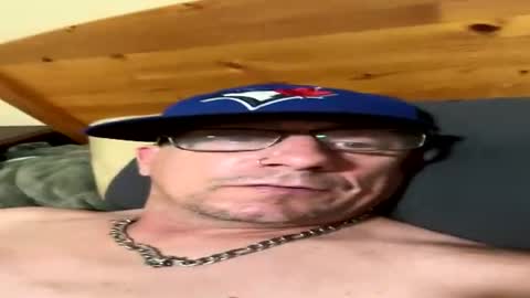 saltydoggy6969 online show from June 24, 2026, 7:07 am