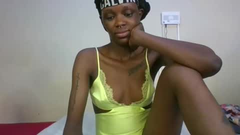 Snapshot of saltysugar20 chatting on June 11, 2026, 2:11 am Sugarbabe online show from June 11, 2026, 2:11 am