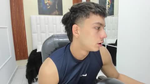 Salvatore online show from December 2, 2025, 12:32 pm