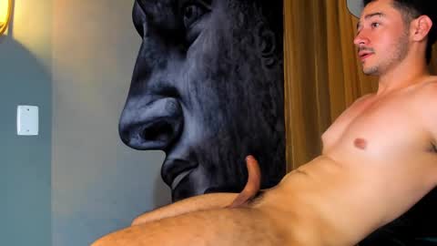 Salvatore online show from February 26, 2025, 1:53 am