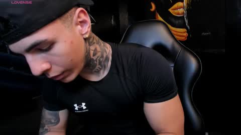 SALVATORE online show from November 5, 2025, 5:13 pm