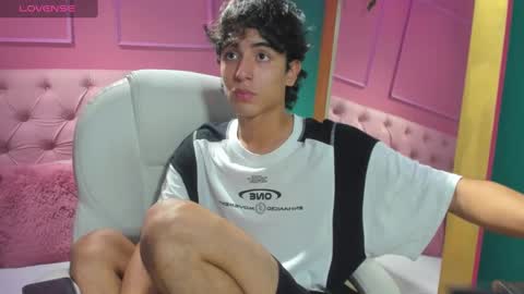 salvatore  online show from January 7, 2025, 10:41 pm