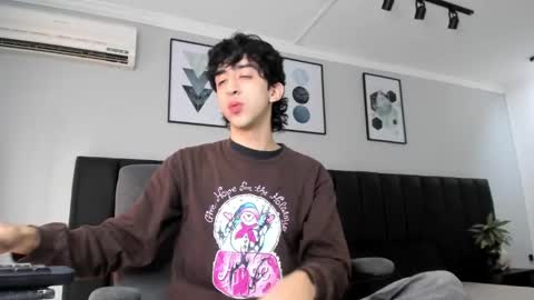 salvatore  online show from March 8, 2025, 1:36 pm