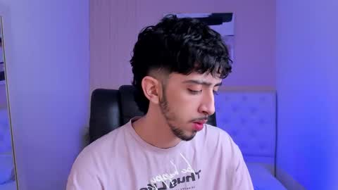 salvatore  online show from September 24, 2025, 8:45 pm