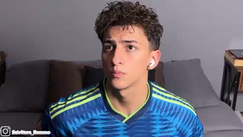 Snapshot of salvatore_romanoo chatting on July 7, 2026, 5:54 am Salvatore online show from July 7, 2026, 5:54 am