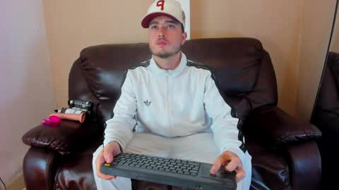  Salvatore online show from April 21, 2026, 12:34 am